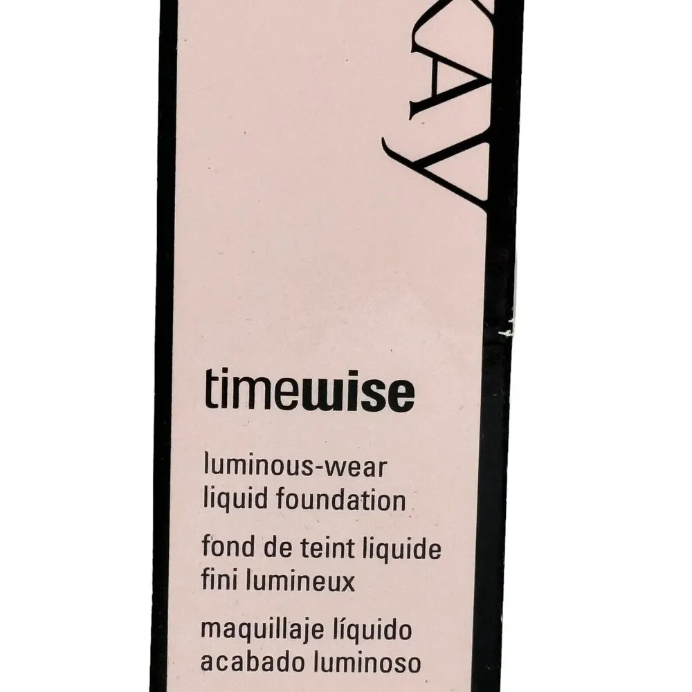 Mary Kay Timewise Ivory 3 Luminous Wear Liquid Foundation 0386981 Fl Oz New Box